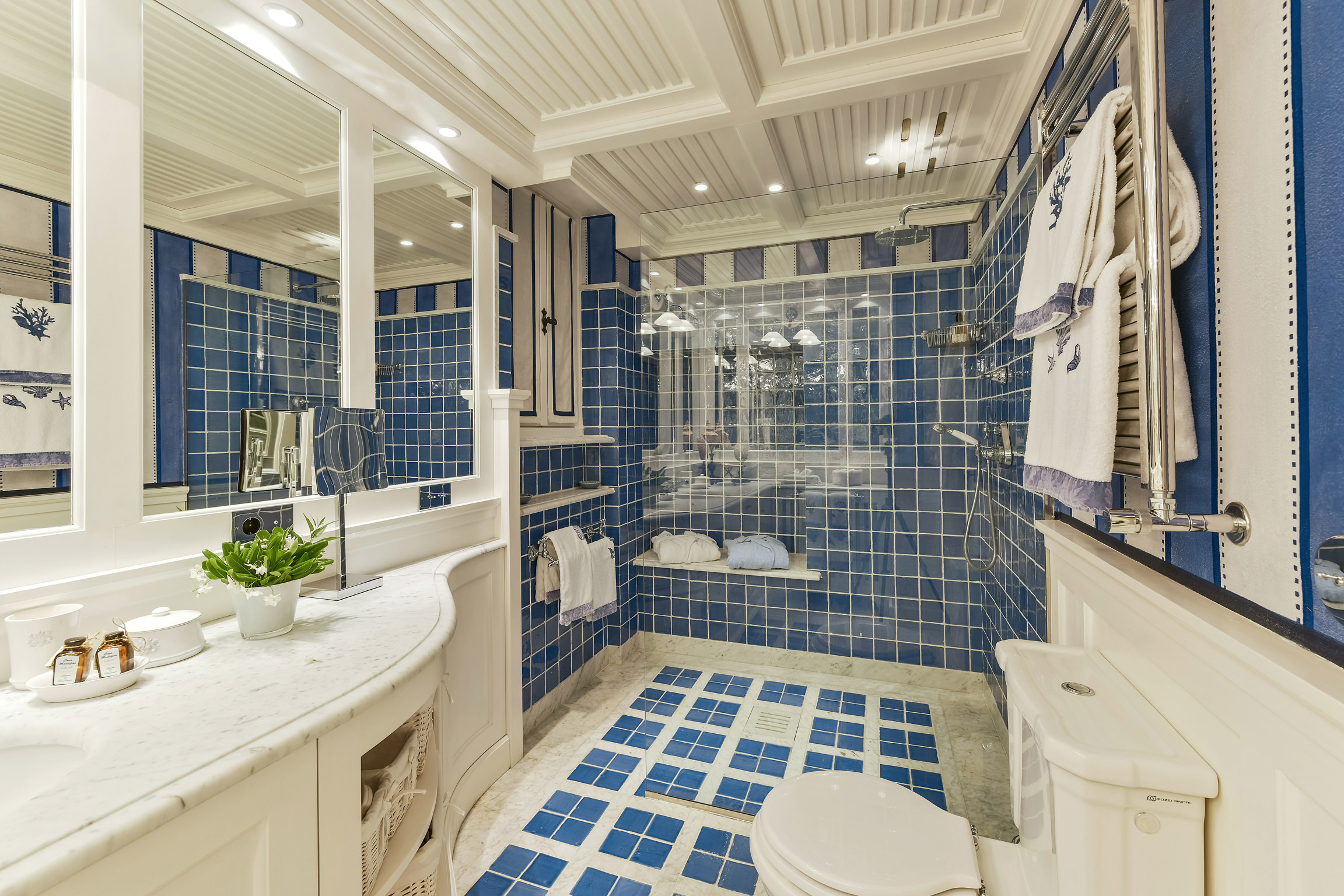 8PVT-Casa-Montefino-5546 blue room